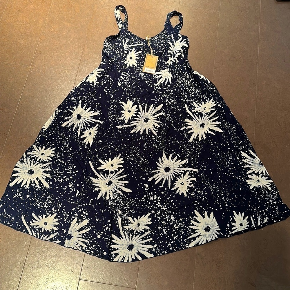 BLUE sky clothing Shauna midi dress size medium